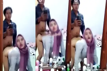 Bokep Hijab Doggy Mantan Sebarkan Video Ngentotnya